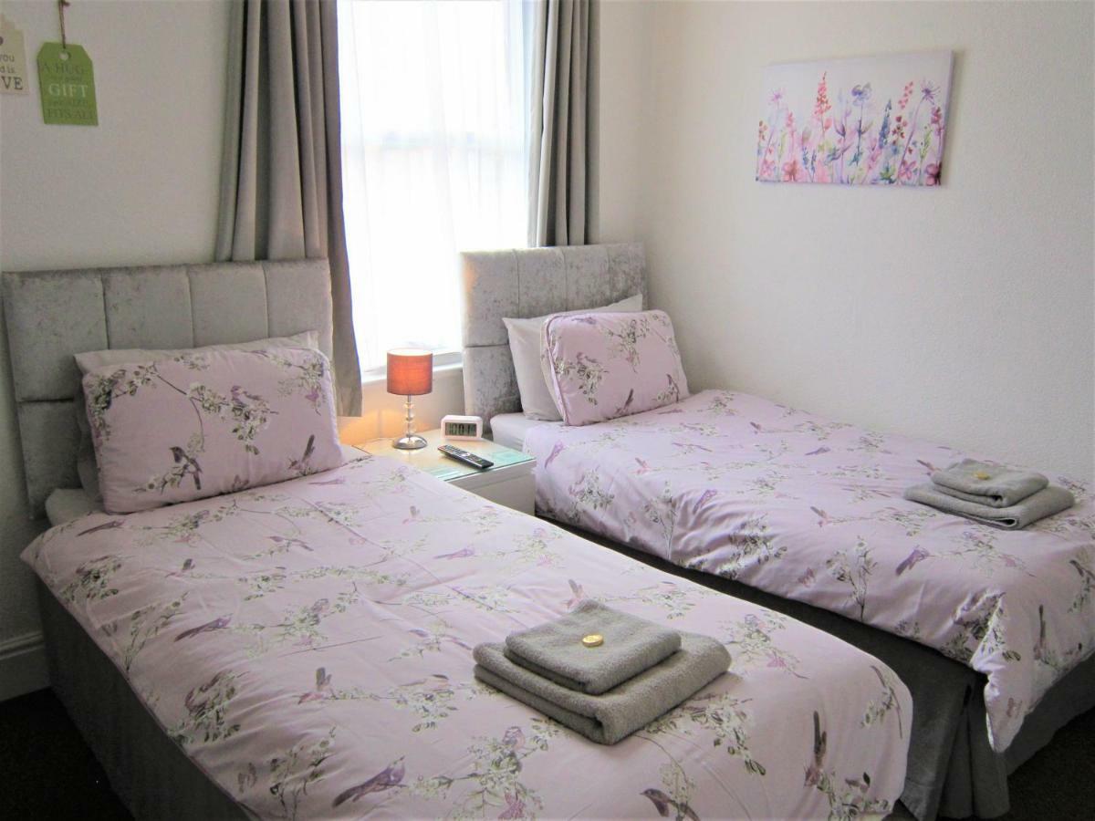 Guest house Hermosa Guesthouse 3*