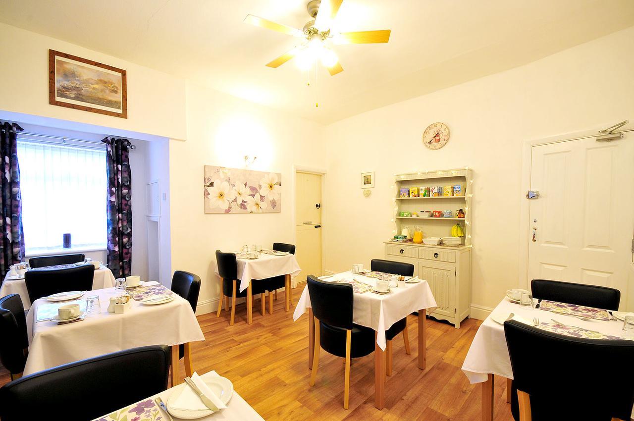 Hermosa Guesthouse 3*